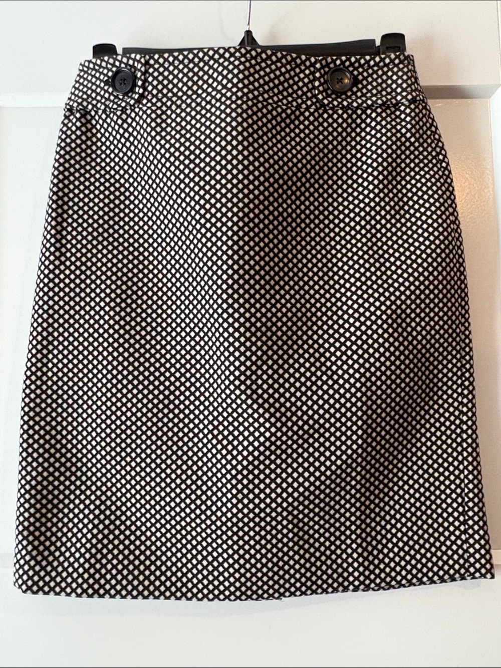 Ann Taylor Black and White Geo-Print Pencil Skirt